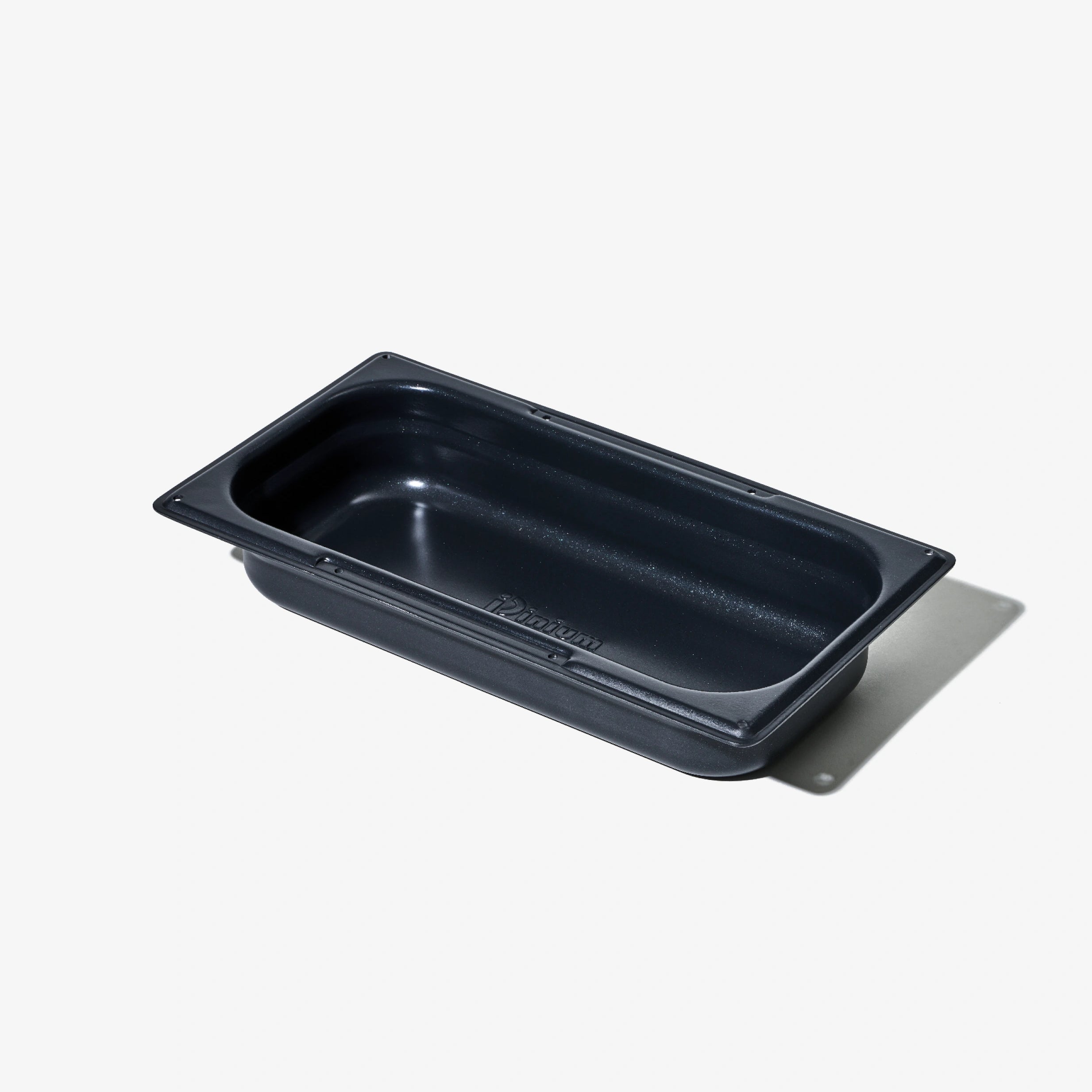 Rektangulär brödform i mörk metall, utan lock